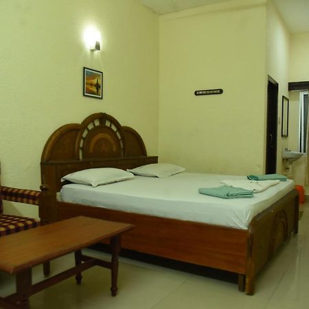 Hotel Raja Palace Kanyakumari Buitenkant foto