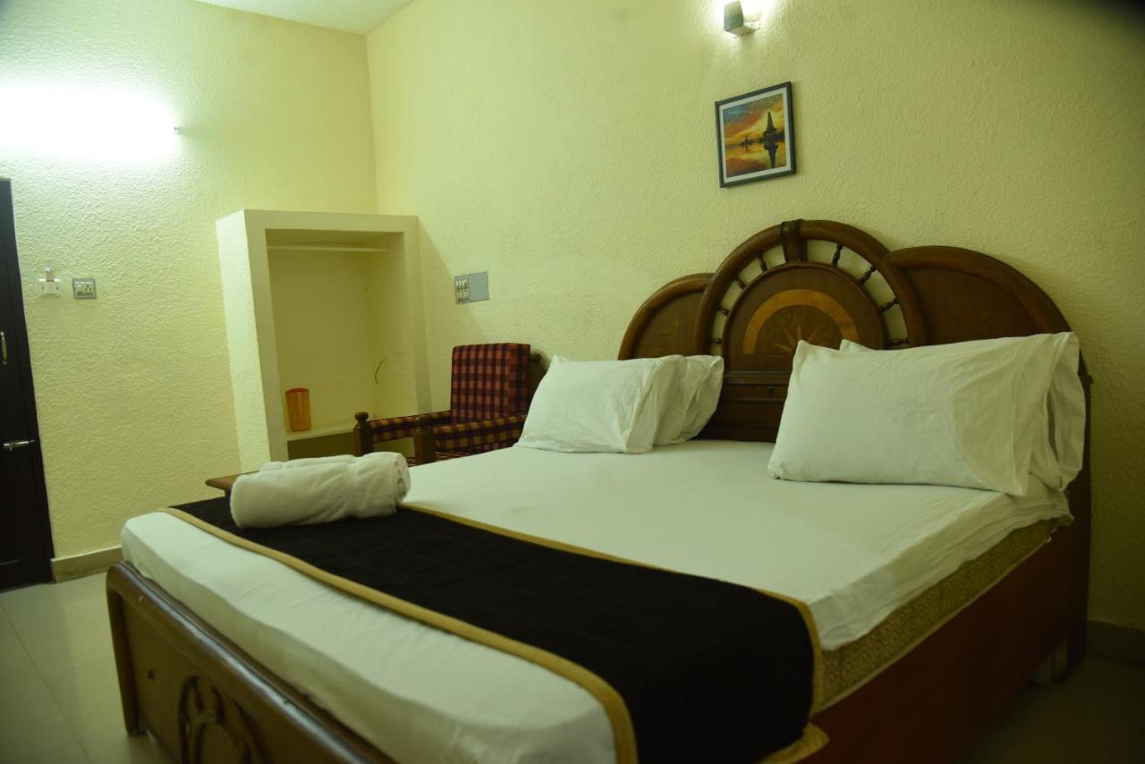Hotel Raja Palace Kanyakumari Buitenkant foto