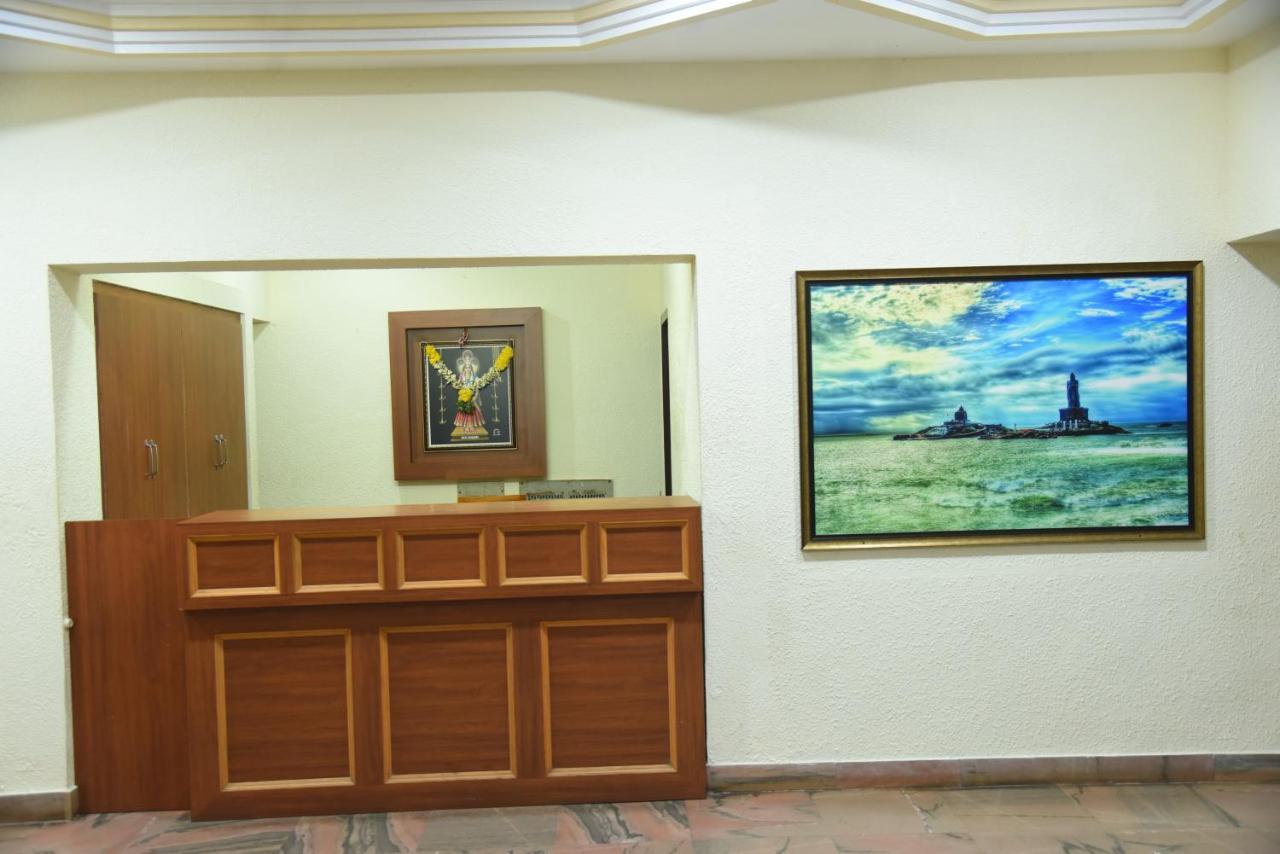 Hotel Raja Palace Kanyakumari Buitenkant foto