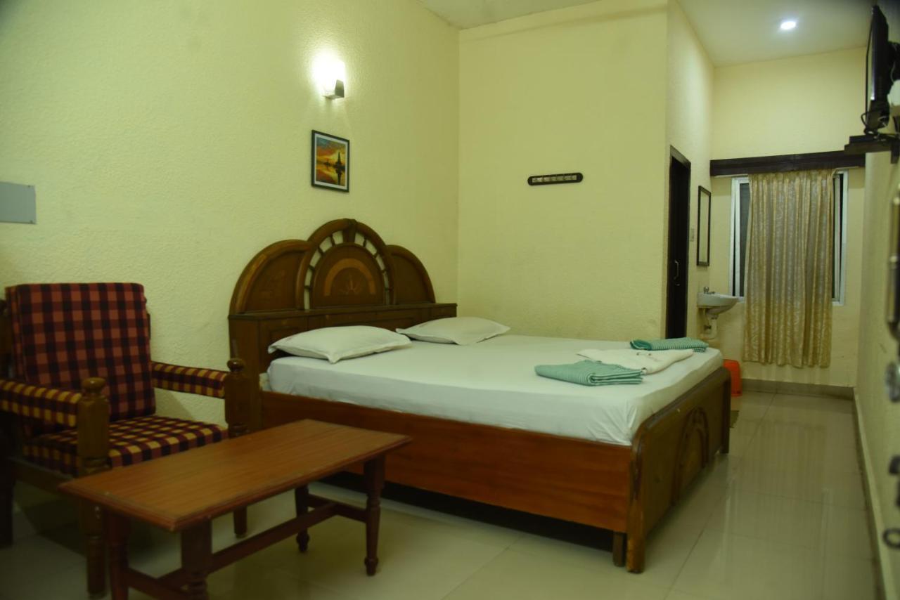 Hotel Raja Palace Kanyakumari Buitenkant foto